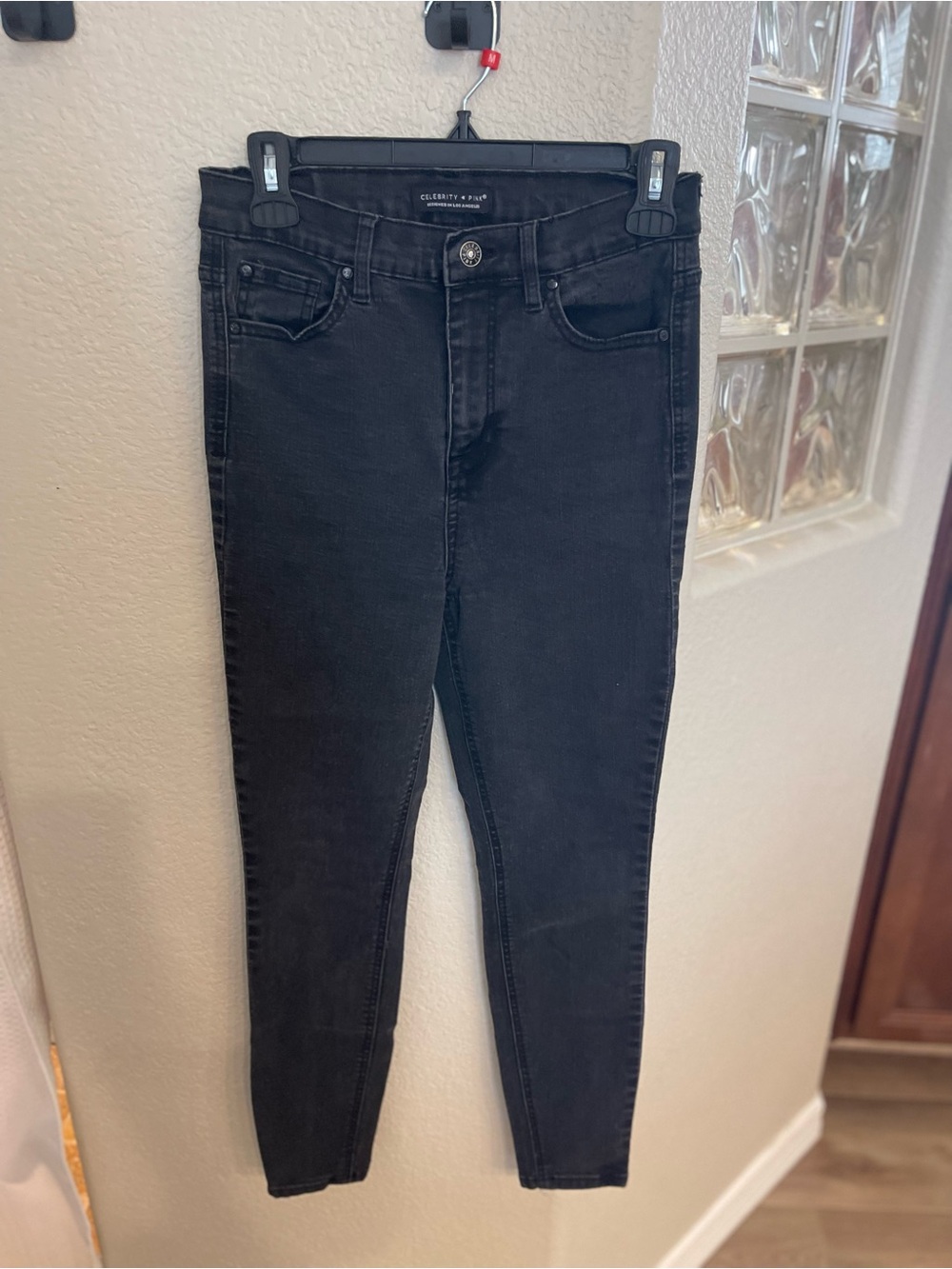 Celebrity Pink Black High-Rise Skinny Jeans